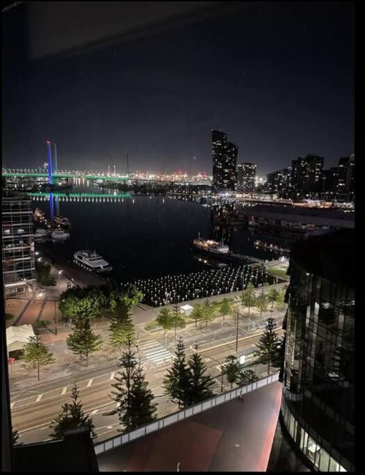 Breathtaking Harbour Views Lejlighed Melbourne Eksteriør billede